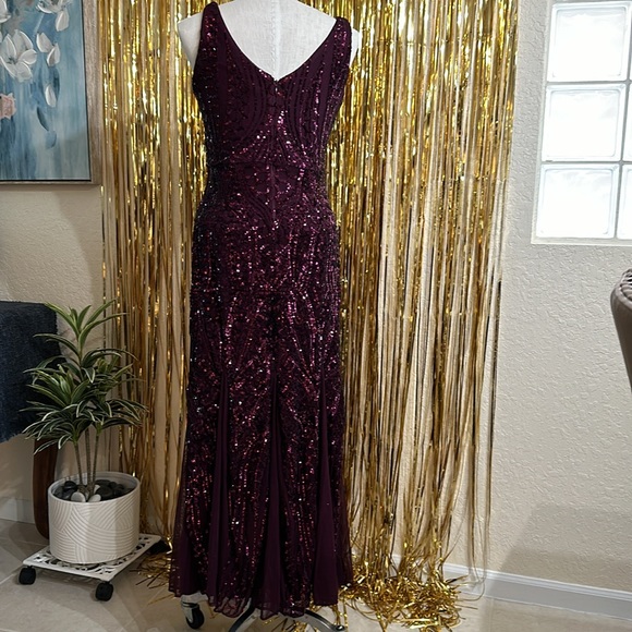 DRESS 💖 - Picture 6 of 8